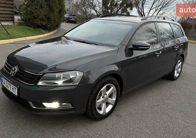 Сірий Фольксваген Пассат, об'ємом двигуна 1.6 л та пробігом 260 тис. км за 9250 $, фото 1 на Automoto.ua
