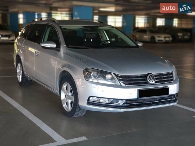 Серый Фольксваген Пассат, объемом двигателя 1.97 л и пробегом 307 тыс. км за 11500 $, фото 1 на Automoto.ua