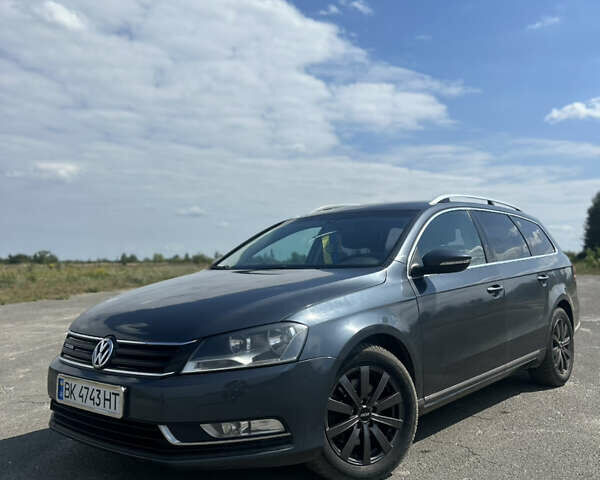 Серый Фольксваген Пассат, объемом двигателя 1.97 л и пробегом 380 тыс. км за 9200 $, фото 1 на Automoto.ua