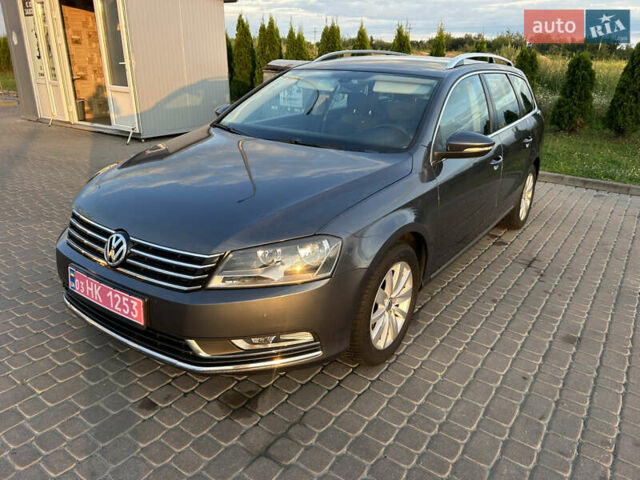 Сірий Фольксваген Пассат, об'ємом двигуна 1.6 л та пробігом 279 тис. км за 8900 $, фото 1 на Automoto.ua