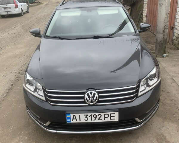 Серый Фольксваген Пассат, объемом двигателя 1.6 л и пробегом 248 тыс. км за 10900 $, фото 1 на Automoto.ua