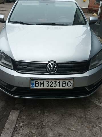 Серый Фольксваген Пассат, объемом двигателя 1.6 л и пробегом 207 тыс. км за 8500 $, фото 1 на Automoto.ua