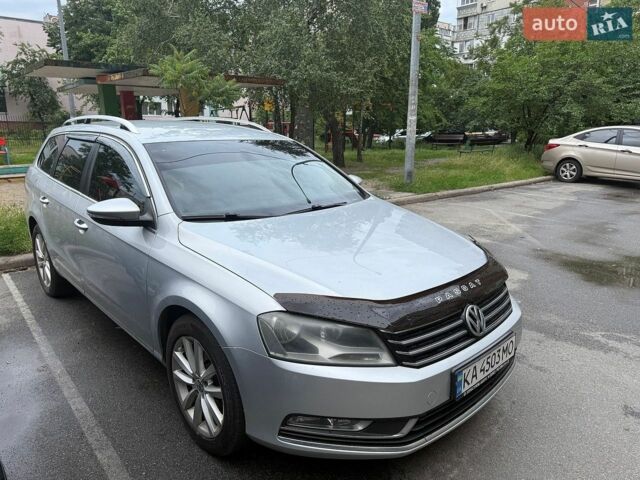 Серый Фольксваген Пассат, объемом двигателя 1.8 л и пробегом 196 тыс. км за 8000 $, фото 1 на Automoto.ua