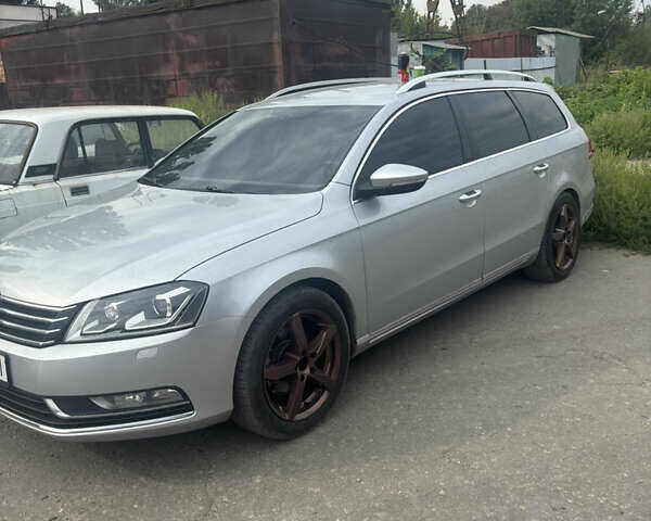 Серый Фольксваген Пассат, объемом двигателя 1.97 л и пробегом 228 тыс. км за 9500 $, фото 1 на Automoto.ua