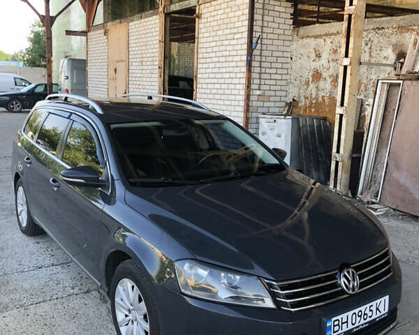 Сірий Фольксваген Пассат, об'ємом двигуна 1.97 л та пробігом 230 тис. км за 9700 $, фото 1 на Automoto.ua