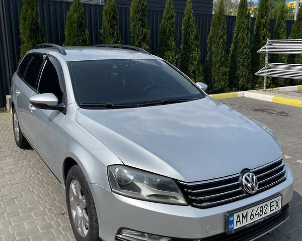 Серый Фольксваген Пассат, объемом двигателя 1.97 л и пробегом 280 тыс. км за 9700 $, фото 1 на Automoto.ua