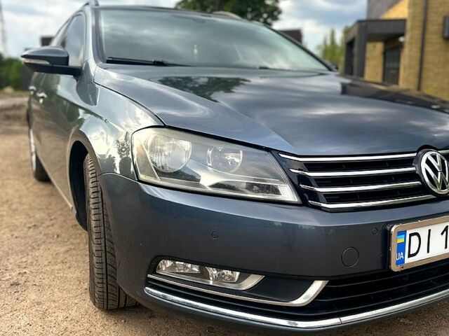 Сірий Фольксваген Пассат, об'ємом двигуна 1.6 л та пробігом 255 тис. км за 8400 $, фото 1 на Automoto.ua