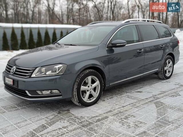 Серый Фольксваген Пассат, объемом двигателя 2 л и пробегом 260 тыс. км за 11750 $, фото 1 на Automoto.ua