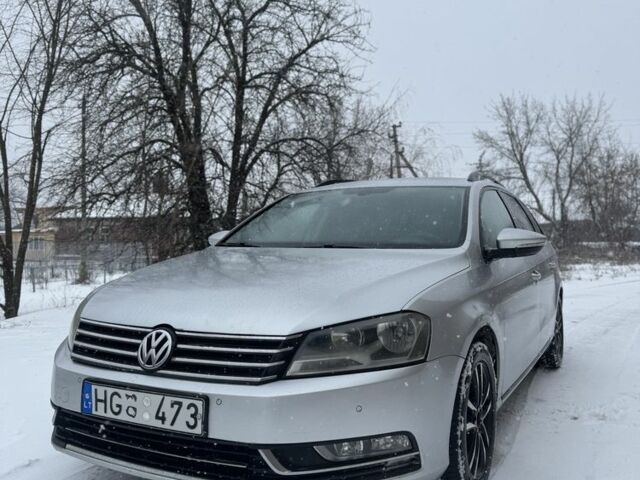 Серый Фольксваген Пассат, объемом двигателя 2 л и пробегом 37 тыс. км за 5000 $, фото 1 на Automoto.ua