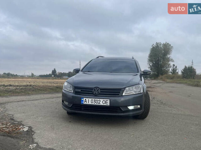 Серый Фольксваген Пассат, объемом двигателя 1.6 л и пробегом 333 тыс. км за 9300 $, фото 1 на Automoto.ua