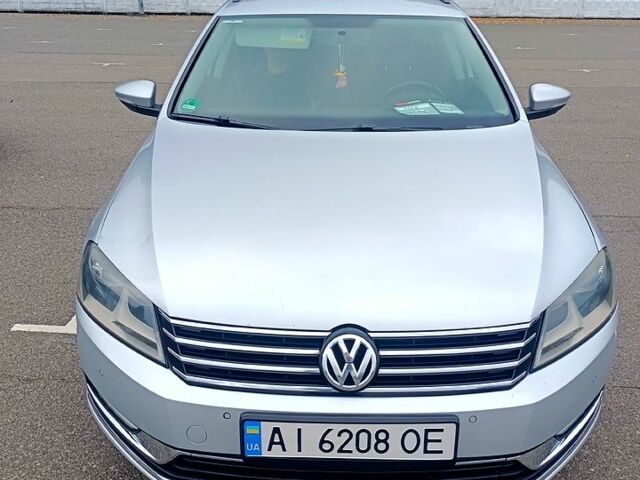 Серый Фольксваген Пассат, объемом двигателя 2 л и пробегом 350 тыс. км за 9200 $, фото 1 на Automoto.ua