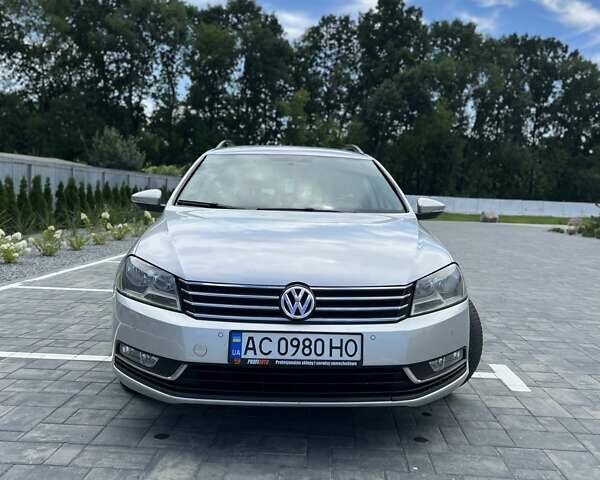 Сірий Фольксваген Пассат, об'ємом двигуна 2 л та пробігом 225 тис. км за 10700 $, фото 1 на Automoto.ua