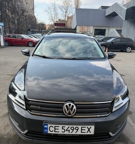 Серый Фольксваген Пассат, объемом двигателя 1.6 л и пробегом 249 тыс. км за 11000 $, фото 1 на Automoto.ua