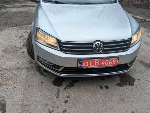Серый Фольксваген Пассат, объемом двигателя 2 л и пробегом 194 тыс. км за 11499 $, фото 1 на Automoto.ua