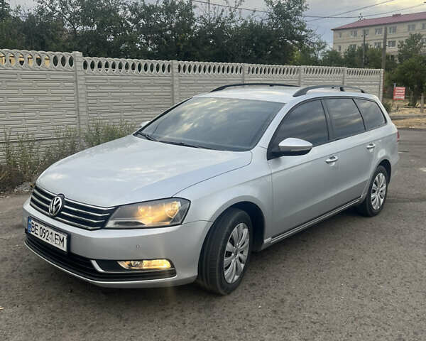 Сірий Фольксваген Пассат, об'ємом двигуна 1.97 л та пробігом 230 тис. км за 9999 $, фото 1 на Automoto.ua