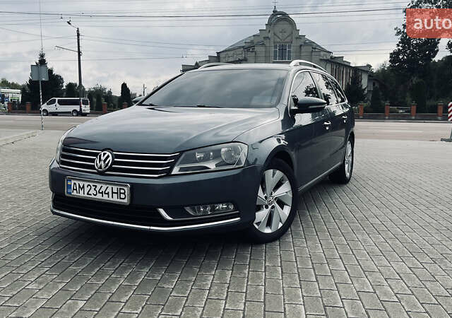 Фольксваген Пассат 2012 в Житомире на Automoto.ua Серый Фольксваген Пассат, объемом двигателя 1.6 л и пробегом 317 тыс. км за 9350 $, фото 1 на Automoto.ua