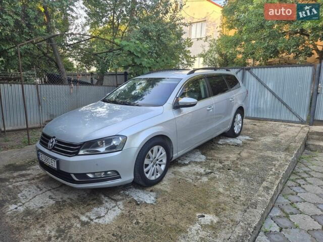 Серый Фольксваген Пассат, объемом двигателя 1.97 л и пробегом 340 тыс. км за 8800 $, фото 1 на Automoto.ua