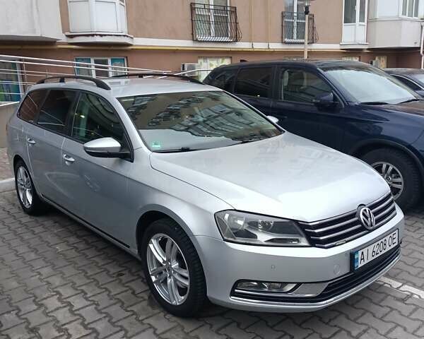 Серый Фольксваген Пассат, объемом двигателя 2 л и пробегом 350 тыс. км за 9800 $, фото 1 на Automoto.ua