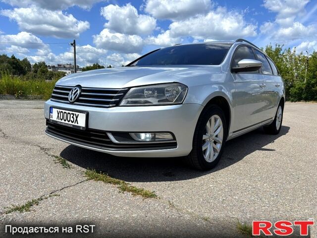 Серый Фольксваген Пассат, объемом двигателя 2 л и пробегом 272 тыс. км за 9677 $, фото 1 на Automoto.ua