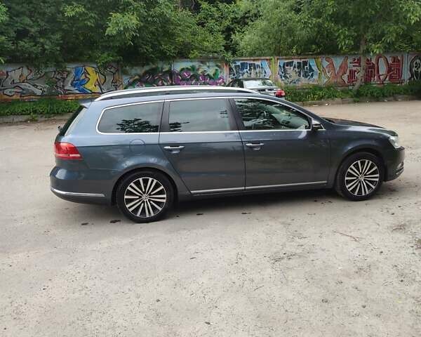 Серый Фольксваген Пассат, объемом двигателя 1.4 л и пробегом 210 тыс. км за 11000 $, фото 1 на Automoto.ua