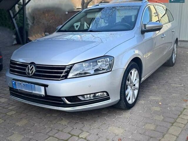 Серый Фольксваген Пассат, объемом двигателя 2 л и пробегом 284 тыс. км за 9300 $, фото 1 на Automoto.ua