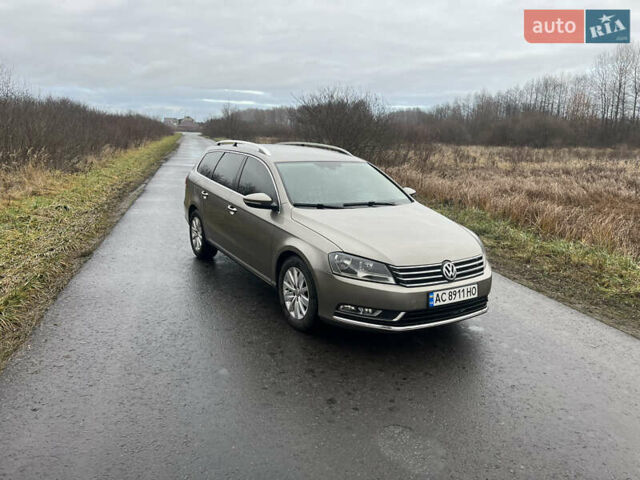 Серый Фольксваген Пассат, объемом двигателя 1.97 л и пробегом 266 тыс. км за 12200 $, фото 1 на Automoto.ua