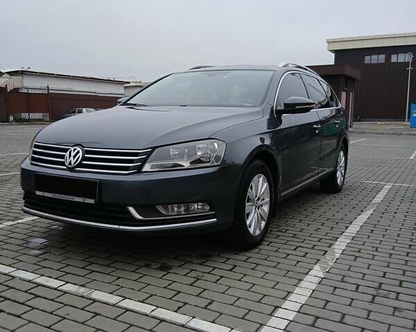 Сірий Фольксваген Пассат, об'ємом двигуна 1.6 л та пробігом 191 тис. км за 10700 $, фото 1 на Automoto.ua