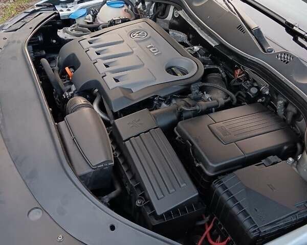 Серый Фольксваген Пассат, объемом двигателя 2 л и пробегом 289 тыс. км за 9399 $, фото 1 на Automoto.ua