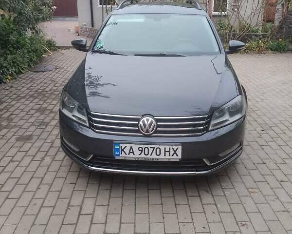 Серый Фольксваген Пассат, объемом двигателя 1.97 л и пробегом 242 тыс. км за 12300 $, фото 1 на Automoto.ua