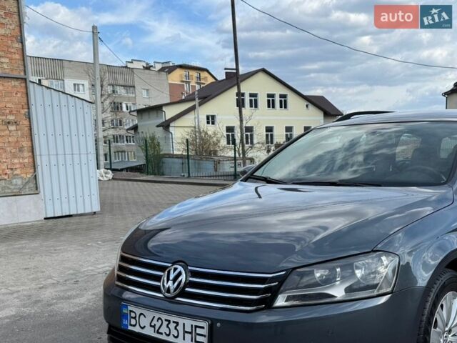 Сірий Фольксваген Пассат, об'ємом двигуна 1.6 л та пробігом 216 тис. км за 9300 $, фото 1 на Automoto.ua