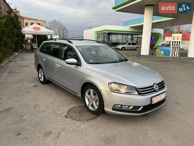Серый Фольксваген Пассат, объемом двигателя 2 л и пробегом 300 тыс. км за 10700 $, фото 1 на Automoto.ua