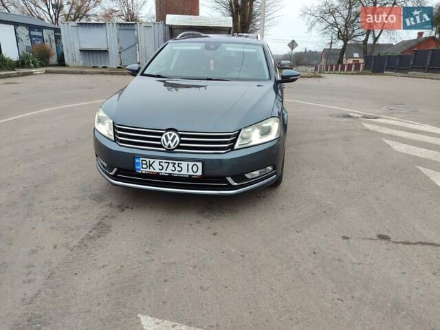 Серый Фольксваген Пассат, объемом двигателя 2 л и пробегом 340 тыс. км за 11999 $, фото 1 на Automoto.ua