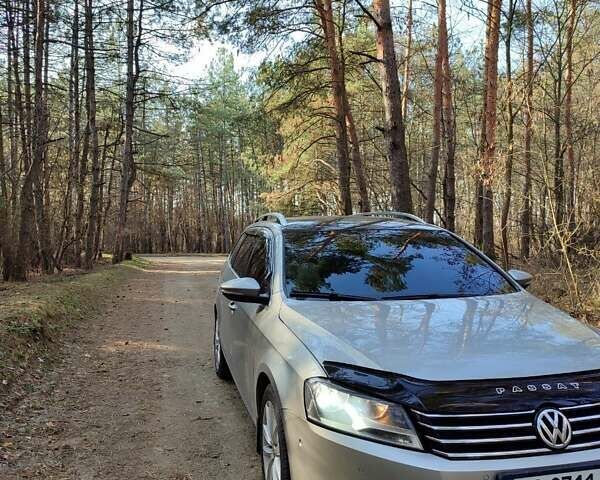 Серый Фольксваген Пассат, объемом двигателя 2 л и пробегом 283 тыс. км за 12200 $, фото 1 на Automoto.ua