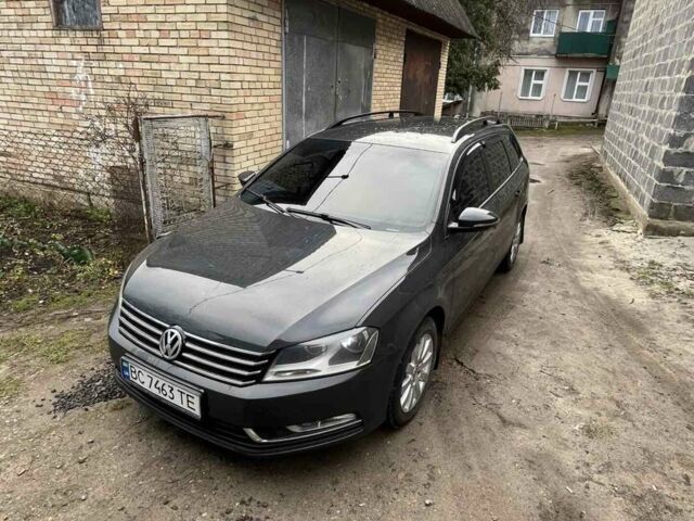 Серый Фольксваген Пассат, объемом двигателя 1.97 л и пробегом 322 тыс. км за 10500 $, фото 1 на Automoto.ua