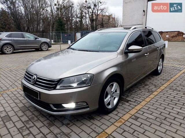 Сірий Фольксваген Пассат, об'ємом двигуна 2 л та пробігом 275 тис. км за 10900 $, фото 1 на Automoto.ua