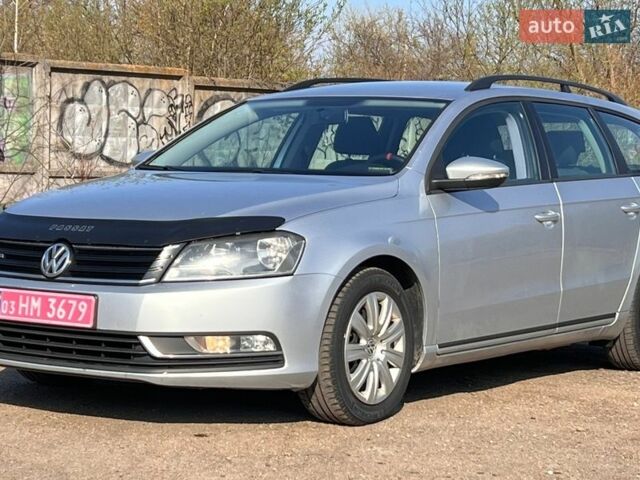 Сірий Фольксваген Пассат, об'ємом двигуна 1.6 л та пробігом 208 тис. км за 8599 $, фото 1 на Automoto.ua