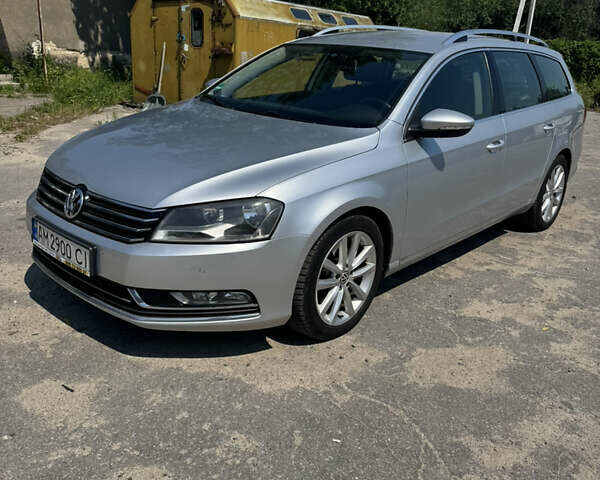 Серый Фольксваген Пассат, объемом двигателя 1.97 л и пробегом 324 тыс. км за 11100 $, фото 1 на Automoto.ua