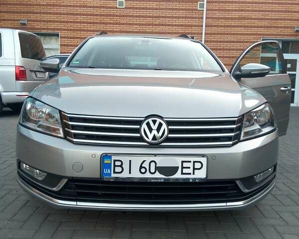 Серый Фольксваген Пассат, объемом двигателя 1.97 л и пробегом 256 тыс. км за 12000 $, фото 1 на Automoto.ua