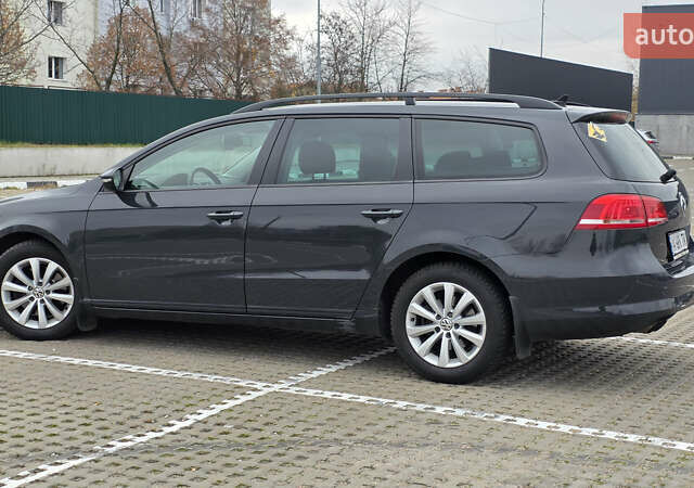 Серый Фольксваген Пассат, объемом двигателя 2 л и пробегом 324 тыс. км за 13500 $, фото 1 на Automoto.ua