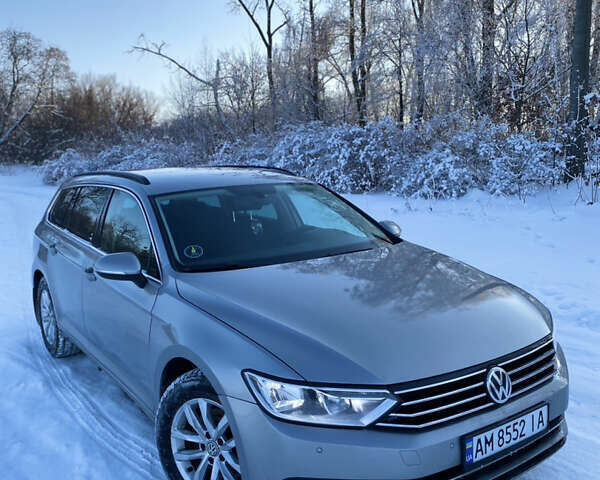 Серый Фольксваген Пассат, объемом двигателя 1.97 л и пробегом 280 тыс. км за 12500 $, фото 1 на Automoto.ua