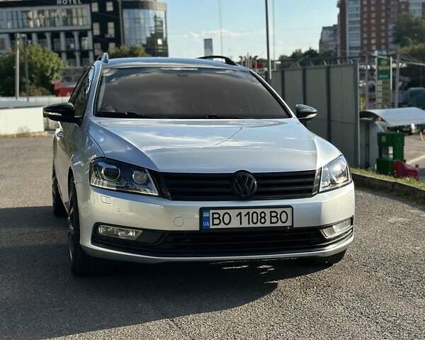 Серый Фольксваген Пассат, объемом двигателя 2 л и пробегом 213 тыс. км за 11700 $, фото 1 на Automoto.ua