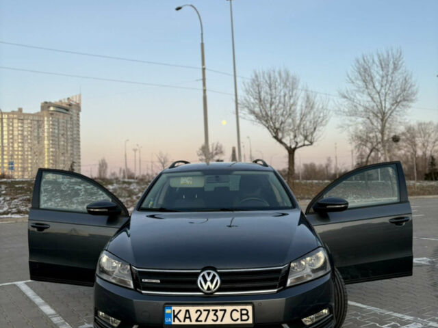 Сірий Фольксваген Пассат, об'ємом двигуна 1.6 л та пробігом 277 тис. км за 10600 $, фото 1 на Automoto.ua