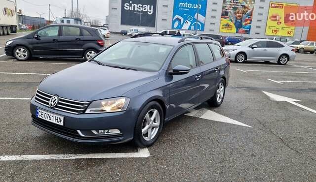 Серый Фольксваген Пассат, объемом двигателя 1.6 л и пробегом 228 тыс. км за 10499 $, фото 1 на Automoto.ua