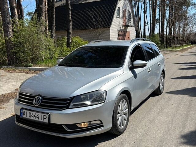 Сірий Фольксваген Пассат, об'ємом двигуна 2 л та пробігом 253 тис. км за 10200 $, фото 1 на Automoto.ua