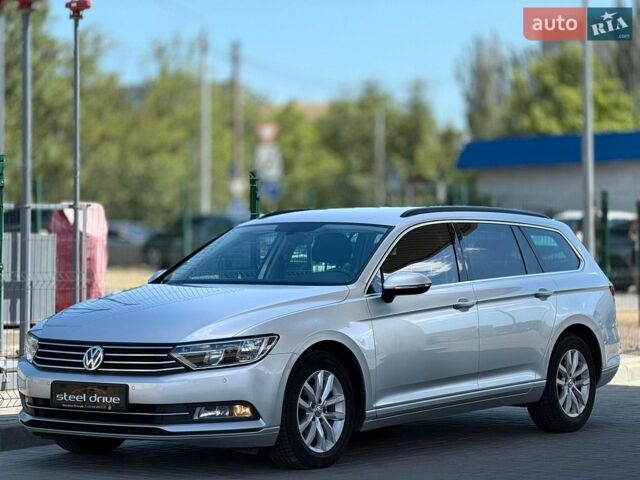 Серый Фольксваген Пассат, объемом двигателя 1.97 л и пробегом 212 тыс. км за 14999 $, фото 1 на Automoto.ua