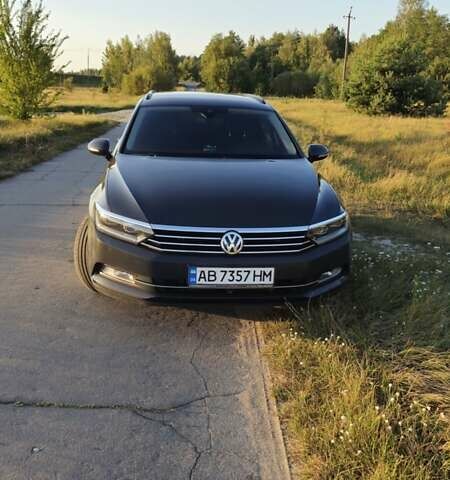 Сірий Фольксваген Пассат, об'ємом двигуна 1.6 л та пробігом 255 тис. км за 13700 $, фото 1 на Automoto.ua