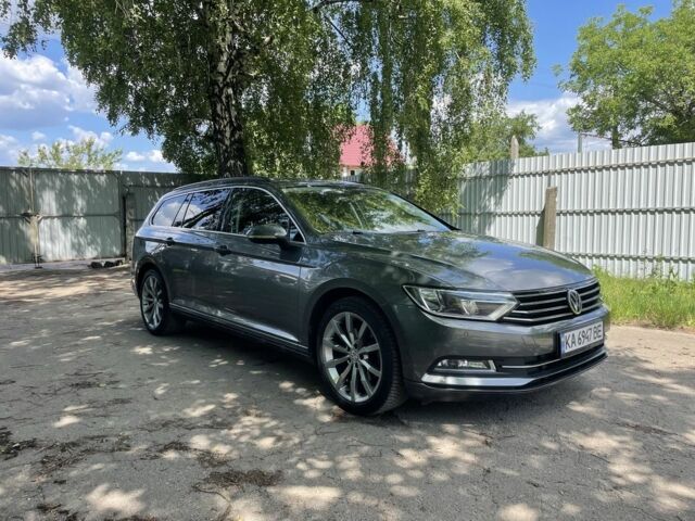 Серый Фольксваген Пассат, объемом двигателя 1.6 л и пробегом 320 тыс. км за 11700 $, фото 1 на Automoto.ua