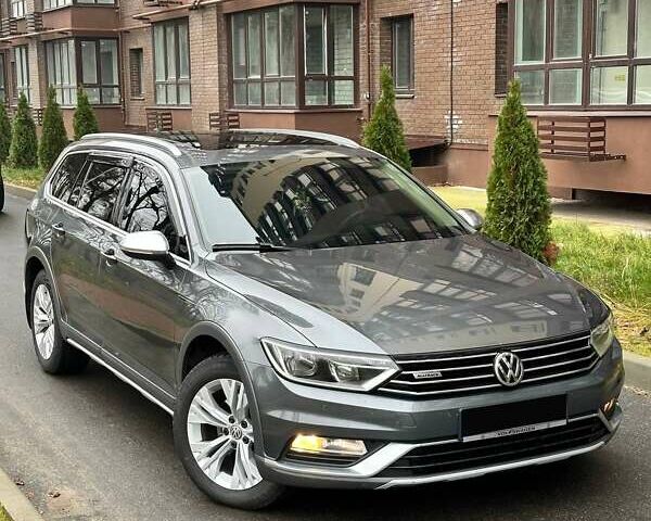 Серый Фольксваген Пассат, объемом двигателя 1.97 л и пробегом 260 тыс. км за 18900 $, фото 1 на Automoto.ua