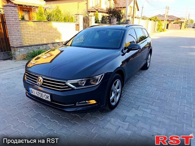 Серый Фольксваген Пассат, объемом двигателя 1.6 л и пробегом 330 тыс. км за 13850 $, фото 1 на Automoto.ua