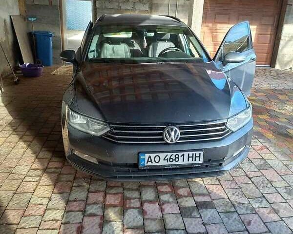 Серый Фольксваген Пассат, объемом двигателя 1.6 л и пробегом 202 тыс. км за 14600 $, фото 1 на Automoto.ua